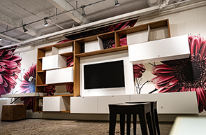 Hanging Media Unit Floor Model